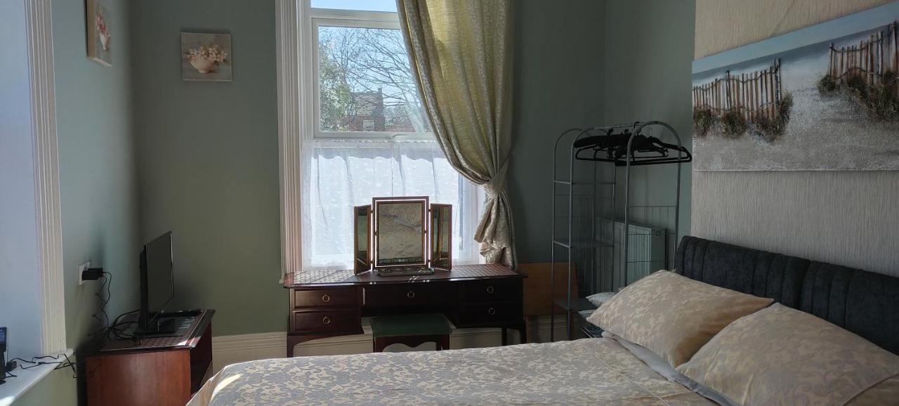 Fishtail House - Stylish Apartments Minutes From The Sea 혼지 외부 사진