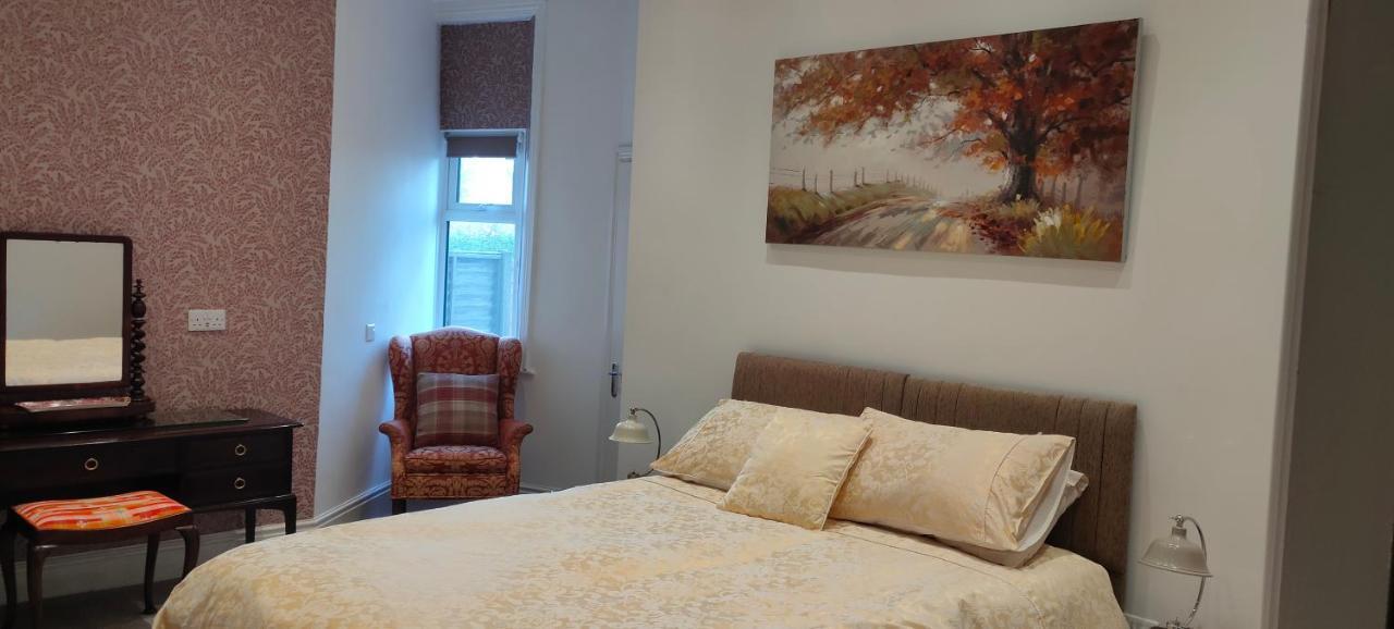 Fishtail House - Stylish Apartments Minutes From The Sea 혼지 외부 사진